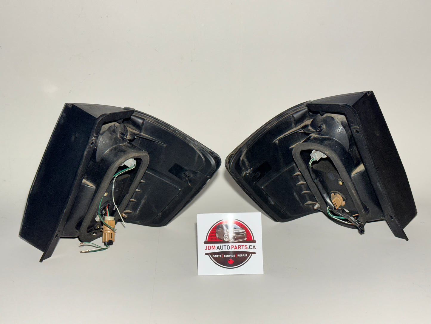2002-2007 TOYOTA ALPHARD USED AFTERMARKET LED TAIL LIGHTS (4PCS SET)
