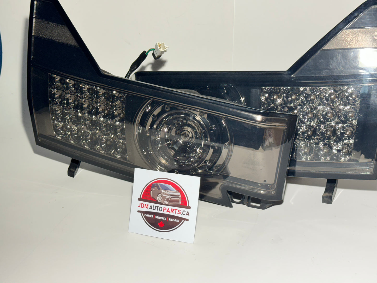 2002-2007 TOYOTA ALPHARD USED AFTERMARKET LED TAIL LIGHTS (4PCS SET)