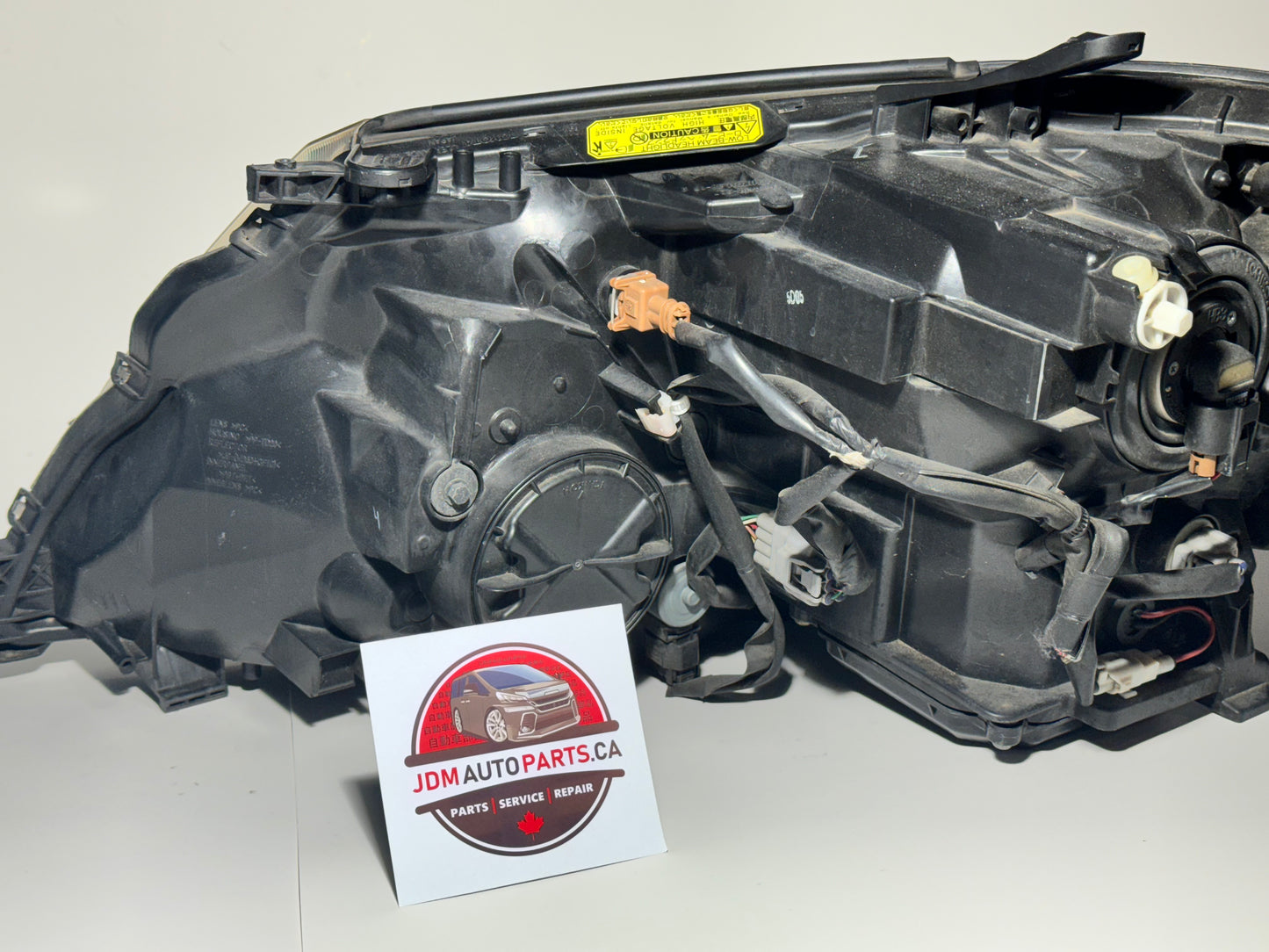 2002-2007 USED TOYOTA ALPHARD FRONT RIGHT HEADLIGHT