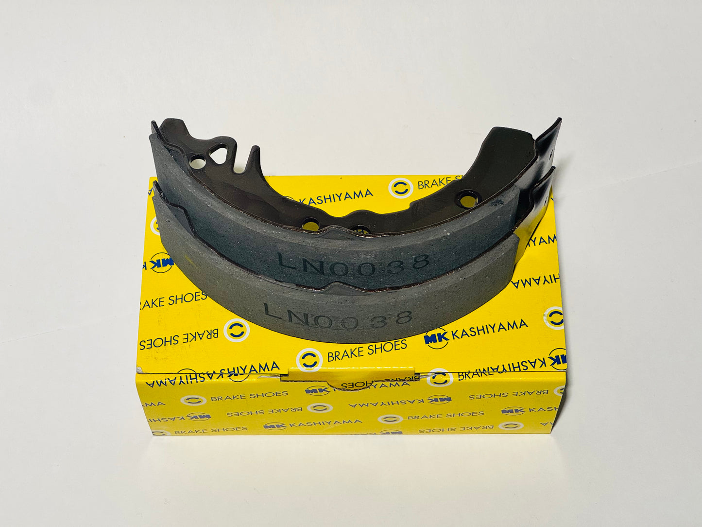1999-2014 DAIHATSU HIJET TRUCK / CARGO / DECK VAN / ATRAI REAR BRAKE SHOES