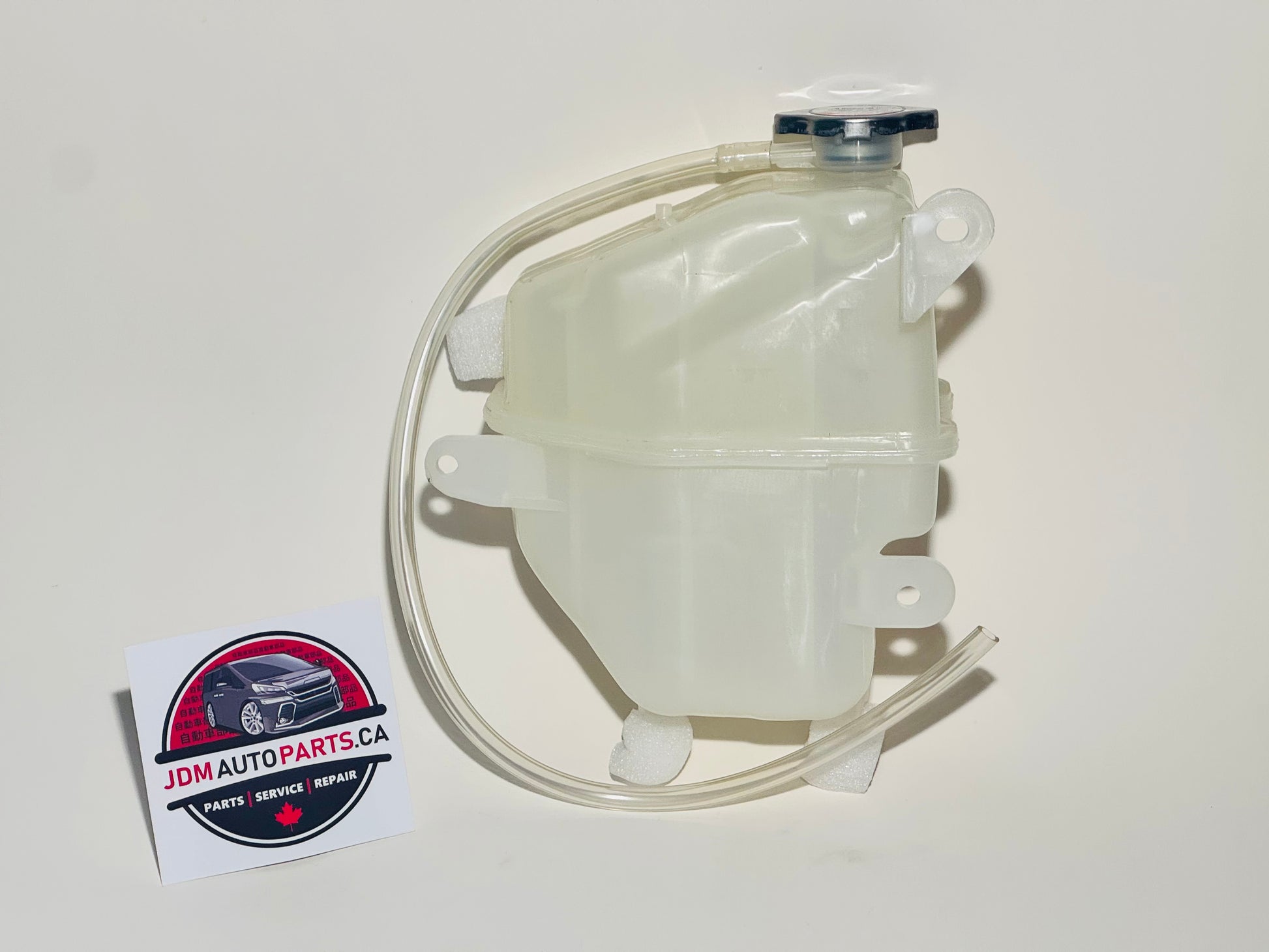 L400 Mitsubishi Delica Coolant Expansion Tank Rear View
