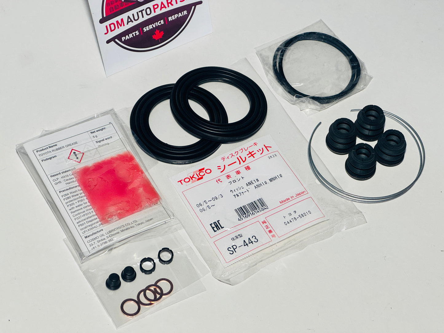 Set of black rubber seals and gaskets with labels on a white background MADE FOR TOYOTA ALPHARD 1ST GENERATION 