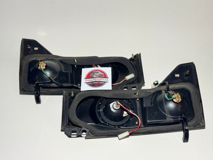2002-2007 TOYOTA ALPHARD USED AFTERMARKET LED TAIL LIGHTS (4PCS SET)