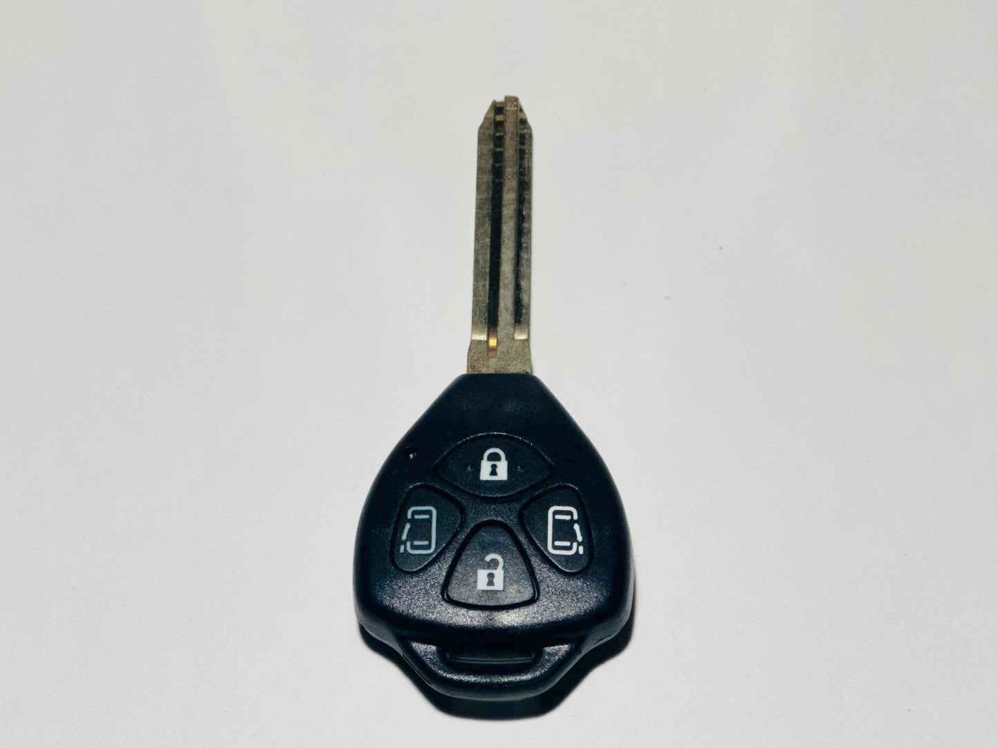 TOYOTA ALPHARD REMOTE KEY REPLACEMENT SHELL / REPAIR